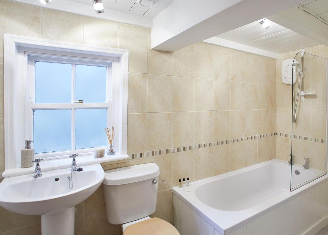 Host & Stay - Gull'S Haven Cottage Staithes Exterior photo